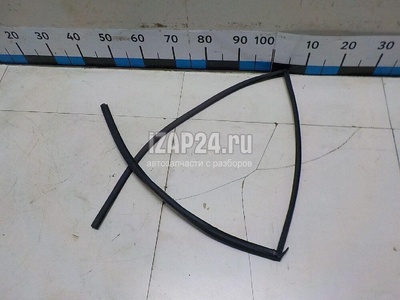 T116203110PF Уплотнитель стекла двери Chery Tiggo 3 2017