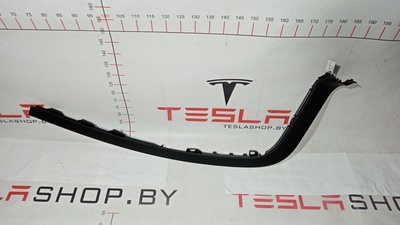 110512300E обшивка двери задней правой Tesla Model X 2020 1105123-00-E