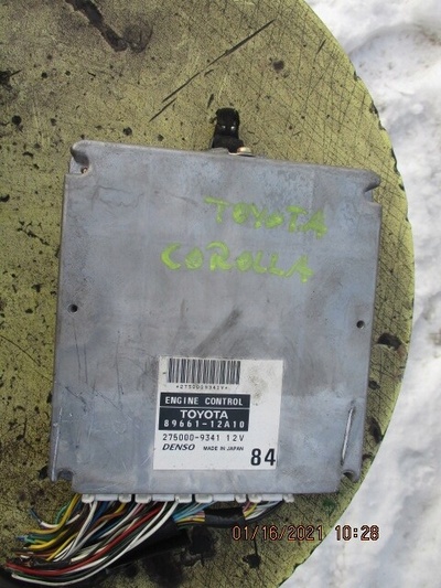 8966112A10 блок управления toyota corolla e12