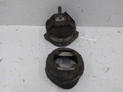 4D0399151C Подушка крепления КПП Audi A8 1997