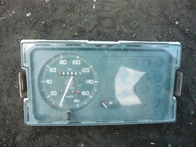 спидометр часы renault rapid express 1995 год 1.9