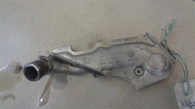 078121121J Корпус термостата Audi A6 C5 1997-2004 1998
