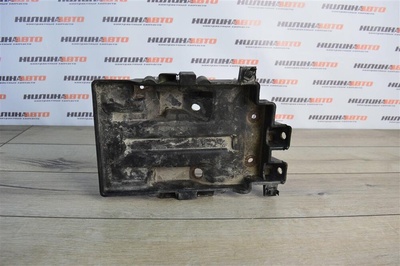 MR539576 Площадка аккумулятора MITSUBISHI Outlander 1