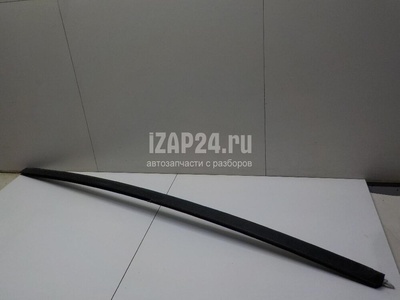 8200153467 Направляющая стекла двери Renault Primastar (X83) (2002 - 2014)