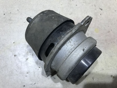 7L6199131A Подука двигателя vw Touareg 1 7L6199131 7L6199131С