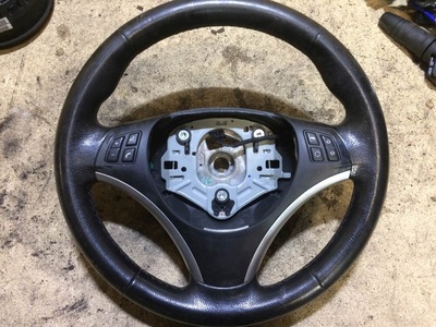 6769894 Руль bmw E90 E87 спорт без подушки
