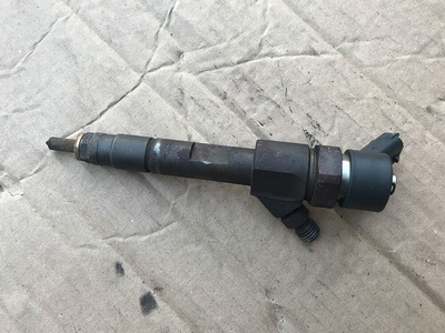 0445110146 Форсунка топливная renault Nissan 8200100272