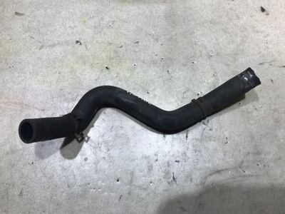 7L6121058C Шланг системы охлаждения vw Touareg 1