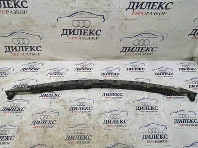 7l6807863 направляющая заднего бампера VW Touareg 2002-2010