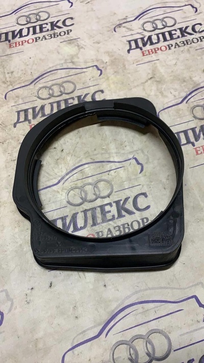 7L6035217 кронштейн (сопут. товар) VW Touareg 2002-2010