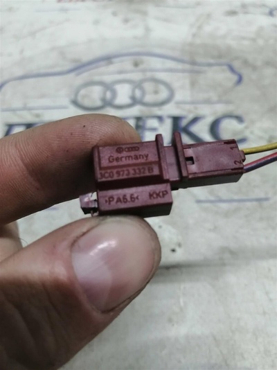 3c0973332b разъем Audi