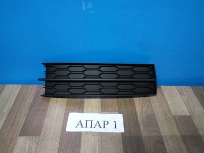 5E0807367B9B9 Заглушка противотуманной фары левая Skoda Octavia 3 A7 2013-2020 5E0807367B 9B9