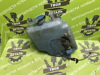 1H0955453 бачок омывателя Volkswagen Golf 3