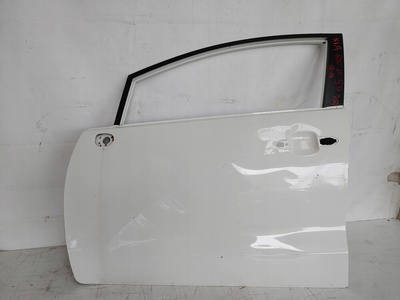 Дверь передняя левая kia рио 3 5d 12 - 16