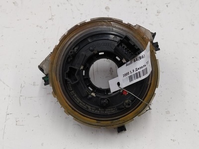8E0953541C Шлейф руля Audi A4(B6) 2000