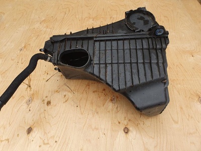 7L6128601P Корпус воздушного фильтра Audi Q7 4L 2008 ,7L6128607AB