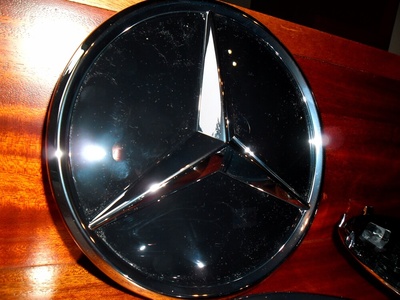 A1778884200 мерседес cla 118 звезда значек эмблема amg