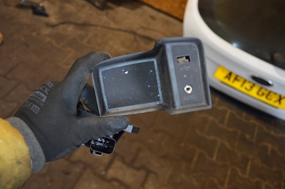 BM51A045L70DBW форд focus 3 заглушка туннель usb