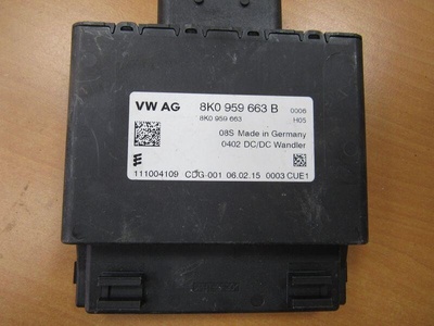 8K0959663B Стабилизатор напряжения Audi A4 B8/8K 2009