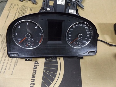 2K0920876A спидометр volkswagen caddy 2010 - 2015 1.6 2.0 tdi