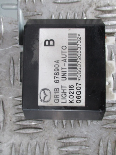 GR1B67890A блок света блок управления mazda 6 05 - 07r