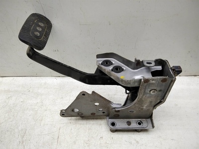 46501ZN90A Педаль тормоза nissan Tiida (C11) 2007-2014