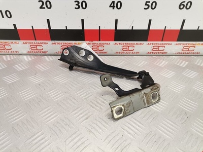 31297728 Петля капота правая Volvo V50 1 (2004-2010) 2012 ,30753598