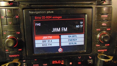 8D0035192D радио navigation плюс audi a4 b5 код