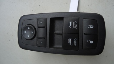 68183752AF Кнопка стеклоподъемника переднего левого Dodge Challenger 3 поколение [2-й рестайлинг] 2019 , 10135018