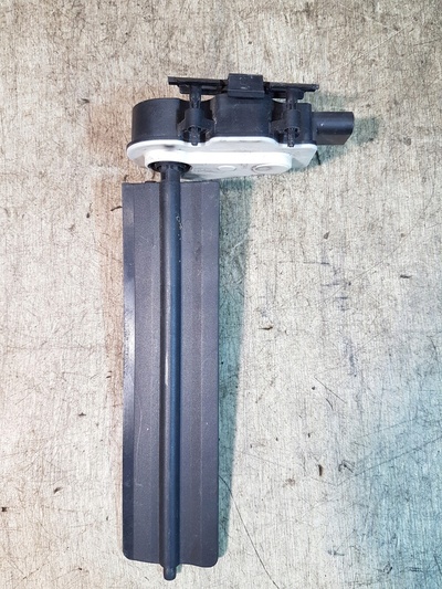 Моторчик жалюзи вольво форд джип порш 2023 Авторазбор м7 Казань оригинальные бу 