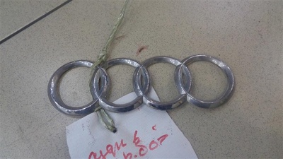 4F08537422ZZ Эмблема задняя Audi A6 C6 2004-2011 2007