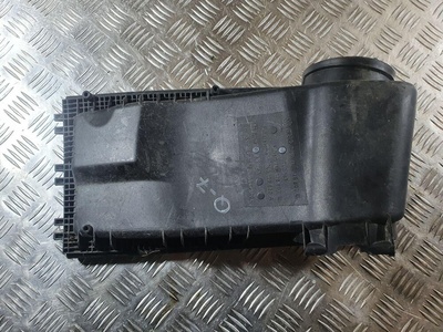 7L6128601L Корпус воздушного фильтра Audi Q7 4L 2008 ,7L6128607L