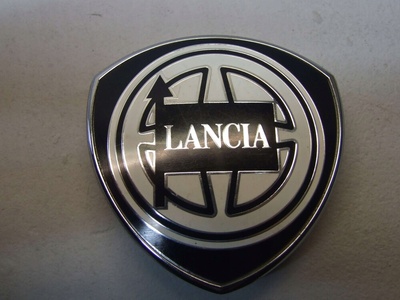 1491802077 значек логотип эмблема lancia kappa задняя