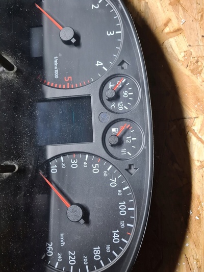 4B0920930K спидометр часы audi a6 c5 tdi