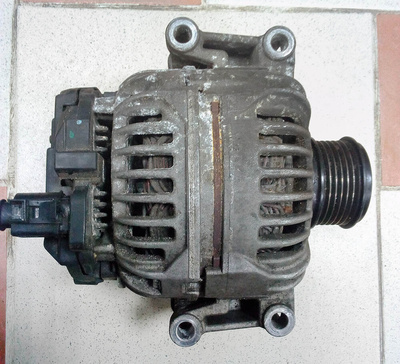 06B903016AA Генератор audi a4