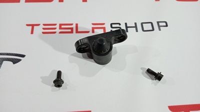 100403800B Демпфер Tesla Model S 2012 1004038-00-B