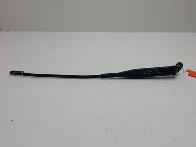 A1688200644 Щеткодержатель (поводок стеклоочистителя, дворник) Mercedes A W168 1999