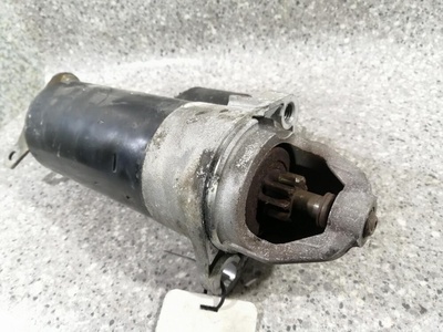Стартер 3.7 - 4.2i , BOSH , 0001110100 , 077911023E Audi A8 D2 1998