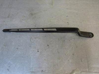 4L1955407A Щеткодержатель (поводок стеклоочистителя, дворник) Audi Q7 4L 2012