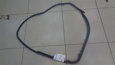 4F0839911B Уплотнитель двери задней Audi A6 C6 2004-2011 2007