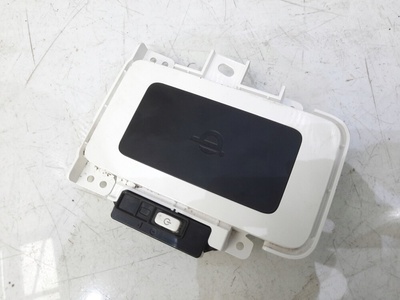 861C047010A0 toyota prius 4 зарядное устройство 861c0 - 47010 - a0