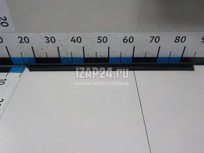 3C9839471B5AP Накладка стекла заднего левого VAG Passat [B6] (2005 - 2010)