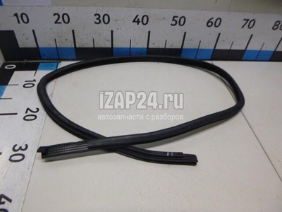 3b9839440gb41 Уплотнитель стекла двери VAG Passat [B5] (2000 - 2005)