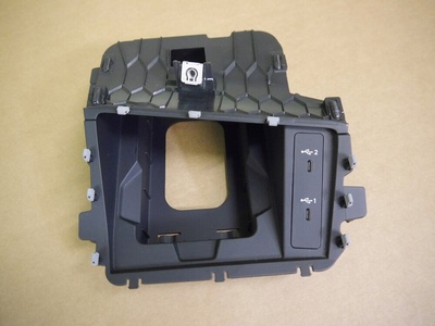 83A035736A audi q3 83a разъем порт usb