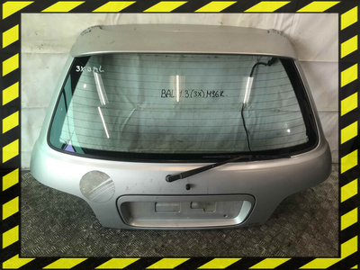 крышка (дверь) багажника Suzuki Baleno 2000
