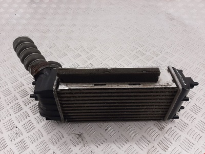 8V519L440AD Интеркулер (радиатор интеркулера) Ford Fiesta 6 (2008-2019) 2009 ,1722905