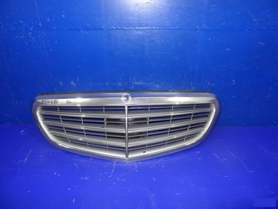 A2128800983 решетка радиатора MERCEDES E W212 2013-2016