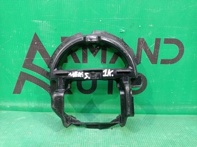 A2058880200 Кронштейн эмблемы Mercedes C-Class W205 2014-нв