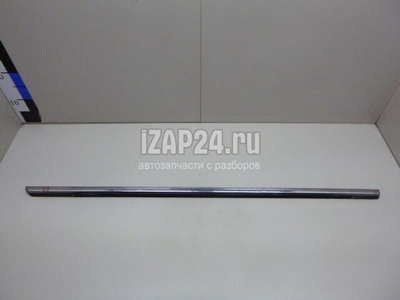 82821EW000 Накладка стекла заднего левого Nissan Tiida (C11) (2007 - 2014)