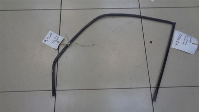 ALR8601 Уплотнитель стекла двери передней левой Land Rover Range Rover 2 1994-2002 1994